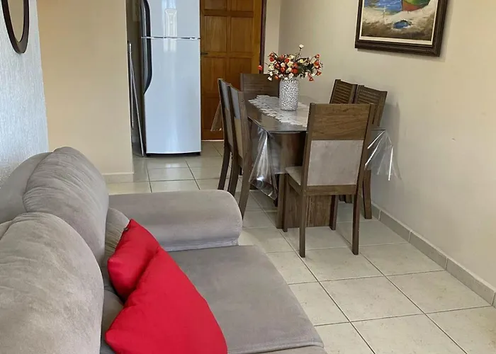 Lindo Apartamento Praia Grande Tenório pé na areia com ar Ubatuba